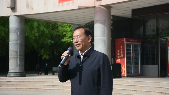 闫书记讲话_副本.png