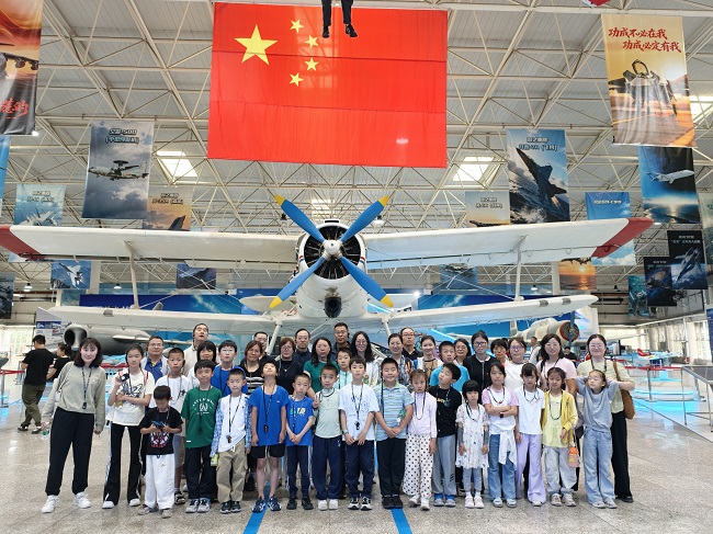 【理学院部门工会】蓝天放飞童心，航空科普“童”行